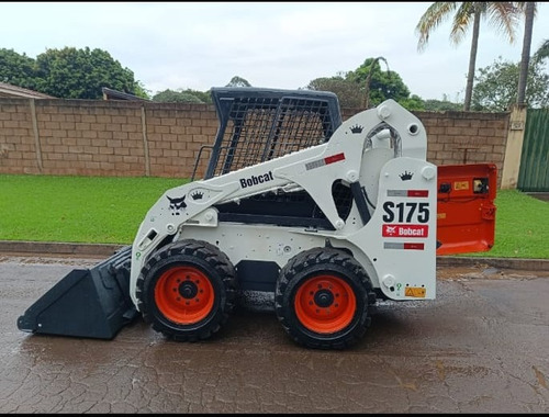 Mini-carregadeira Bobcat S175 Ref.243213