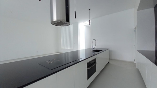Imagen 7 de 30 de Casa Un Solo Nivel Zona Dorada