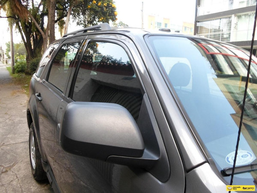 Imagen 16 de 25 de Ford Escape Xlt