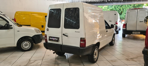 Imagem 4 de 9 de Fiat Fiorino 1.3 Flex Ar E Direção 2012