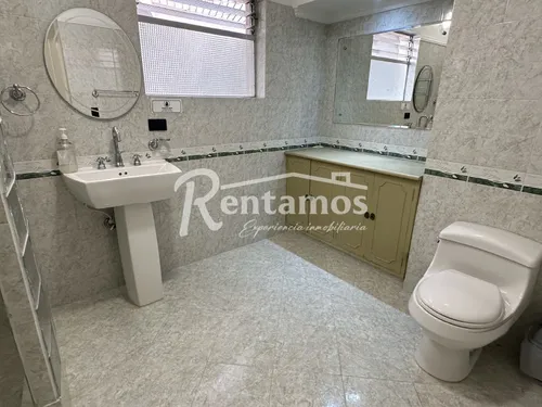 Casa-local En Arriendo En Av Jardín. Cod A775891