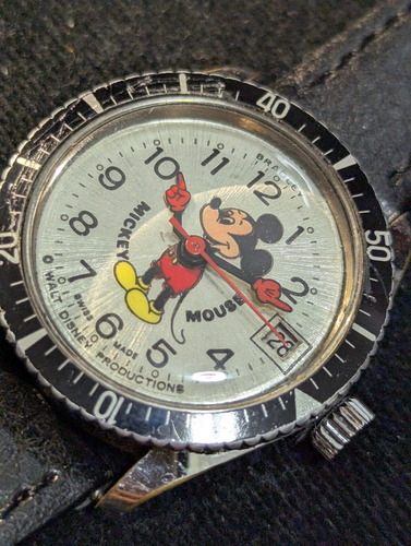 Reloj De Hombre Antiguo Mickey Mouse Suizo De Cuerda (Reacondicionado)