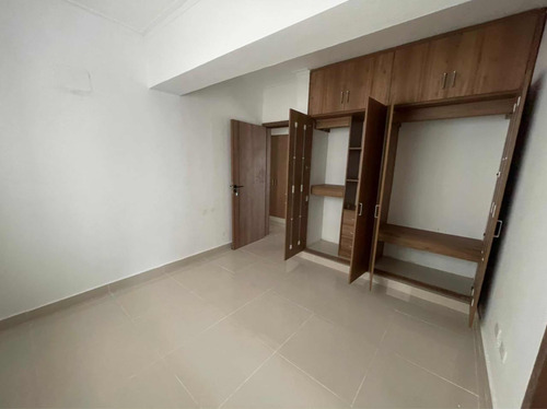 Imagen 8 de 10 de Apartamento En Venta En El Millón, Cercano A Sectores Bella Vista, Evaristo Morales, Las Praderas, Los Prados
