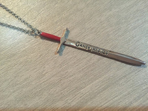 E Colar Game Of Thrones Espada Jon Snow Stark Game Of