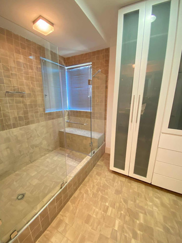 Vendo Exclusivo Townhouse En Altos De Guataparo Valencia
