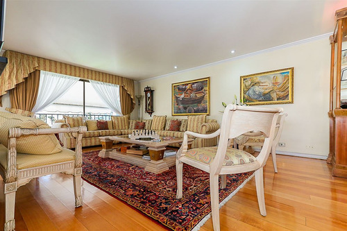 Departamento En Venta De 3 Dorm. En Las Condes