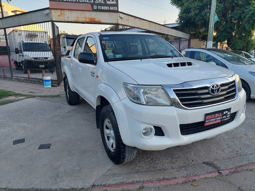 Imagen 2 de 10 de Toyota Hilux 2014 3.0 Cd Sr 171cv 4x2 - B3