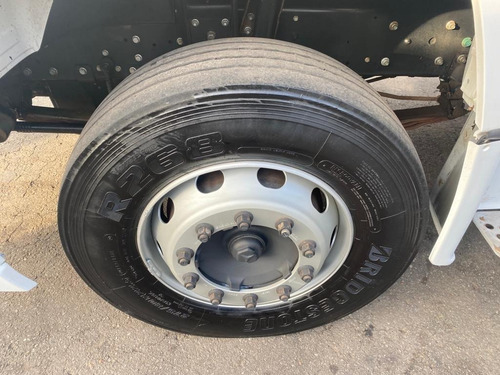 Imagem 6 de 14 de Mercedes Benz 1319