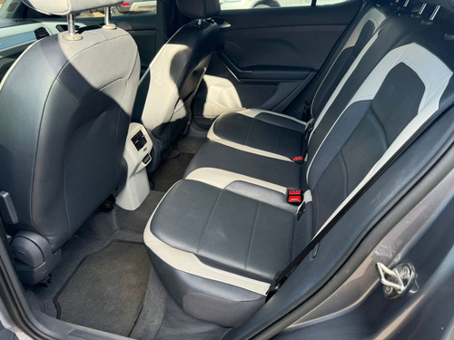 Volkswagen T-Cross T-CROSS 1.4 250 TSI TOTAL FLEX HIGHLINE AUTOMÁTICO