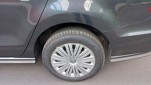 Volkswagen Vento 1.6 Starline At
