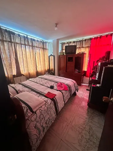 Casa En Venta!! Esquinera Con Local, Excelente Ubicación