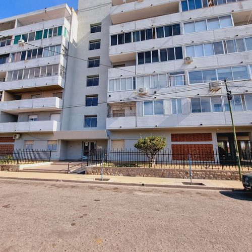 Venta. Departamento 2 Dormitorios. Pje. Avellaneda 423