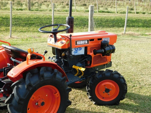 Tractor Kubota B7001 4x4