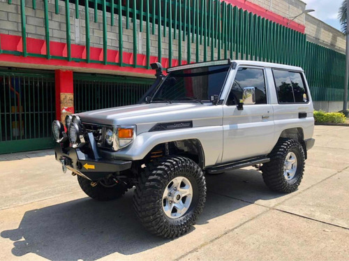 Toyota Land Cruiser 4.5 2005
