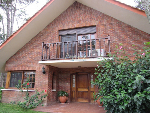 Casa En Punta Del Este, Mansa- Ref: 2969
