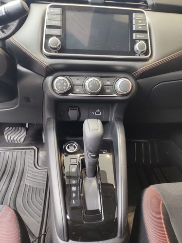 Nissan Versa 1.6 Sr Cvt