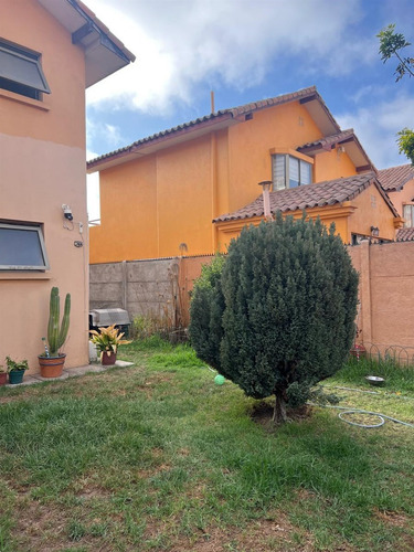 Se Vende Estupenda Casa Esquina Sector San Joaquin