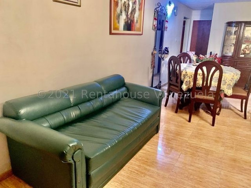 Imagen 4 de 7 de Casa En Venta Ubicado En La Pedro Manuel Arcaya. Punto Fijo