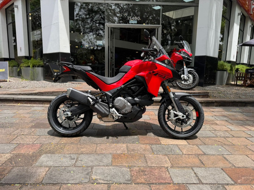 Ducati Multistrada V2 S. San Isidro