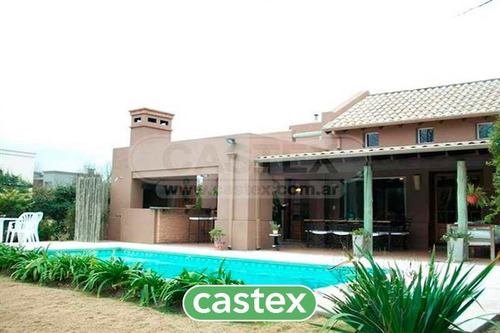 Imagen 15 de 28 de Casa De Cuatro Ambientes En Venta Con Renta En La Lomada De Pilar