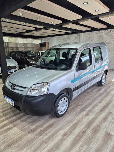 Peugeot Partner 1.4 Furgon Confort 5as