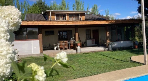 Casa En Venta De 4 Dorm. En Mulchén