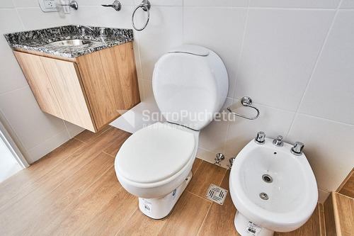 Venta Departamento 2 Ambientes Hurlingham 1° A