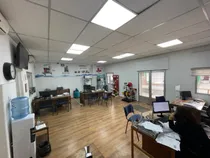 Comprar Amplia Propiedad Comercial Con Oficinas, Taller Y Bodegas