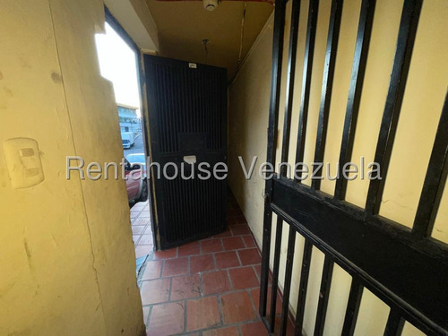 Alquiler De Casa Comercial En Guatire/mls #25-9513 Bp