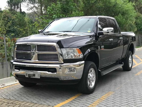 RAM Ram 2500 6.7 Laramie Cab. Dupla 4x4 Aut. 4p