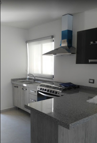 Imagen 3 de 9 de Venta De Casa En Fracc. Villa Romana Queretaro Ph