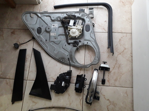 Repuestos De Puerta  Trasera Izquierda  Ford Focus 2009