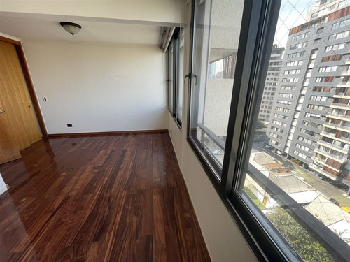 Departamento Venta De 4d 3b Excelente Ubicación - Las Condes