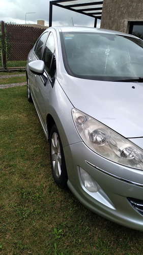 Peugeot 408 2.0 Allure 143cv