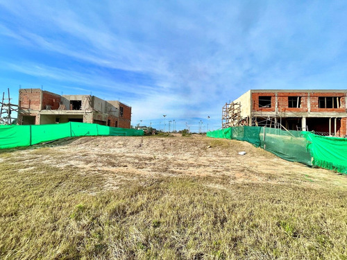 Imagen 8 de 12 de Terreno Lote A La Laguna En Venta En Laguna Grande, Villanueva!!