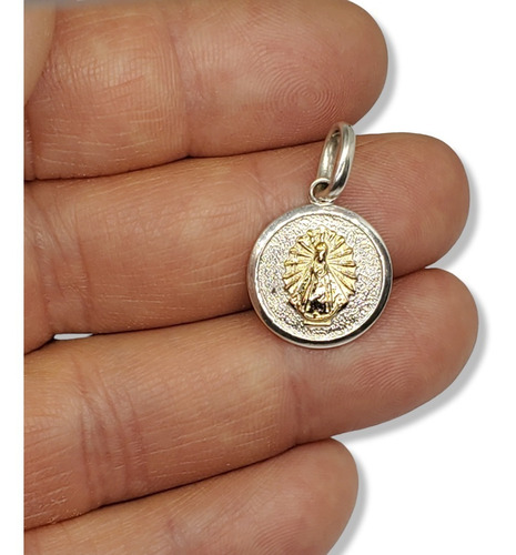 Imagen 3 de 5 de Dije Plata Y Oro Virgen De Lujan 16mm