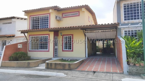 Casa En Venta Zona Este El Ujano Barquisimeto Jrh  24-13316 Urbanizacion Privada 