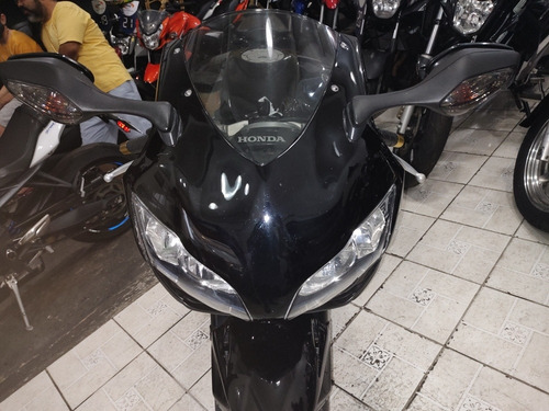 Imagem 14 de 15 de Honda Cbr 1000 Rr Fireblad