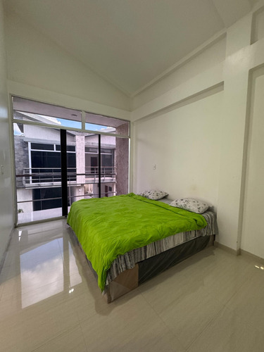 Townhouse En Naguanagua Sector Manantial Res. Naiguata (ch)