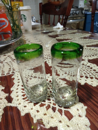 Duo De Tequileros Verdes Vidrio Soplado Antiguos