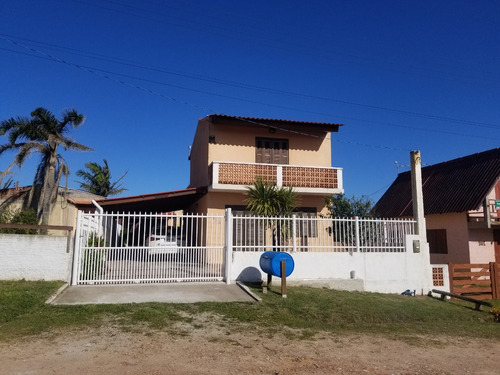 Dueño Vende 2 Casas En El Mismo Padrón (amobladas), Barra Do Chui Brasil, Balneario La Alvorada.