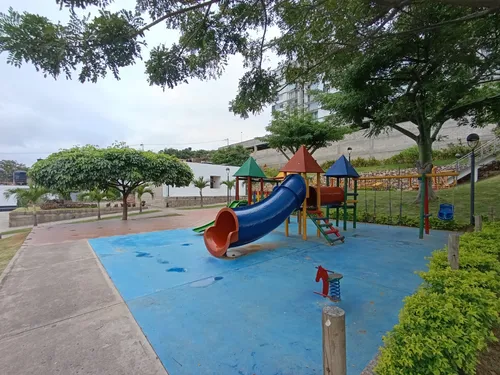Casa En Venta En Lomitas Del Trapiche. Cod V30619