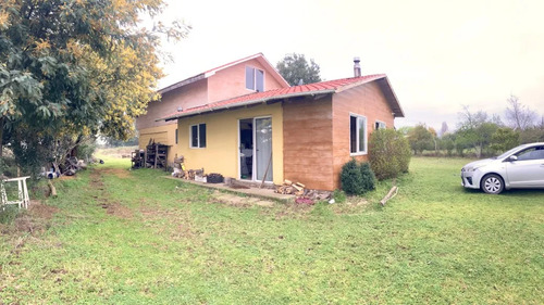 Acogedora Casa En Arriendo En Parcela A Minutos De Chillan