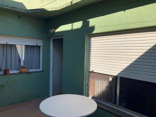 Casa En Venta En Villa Ballester
