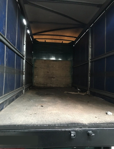 M.b. Accelo 715 Ano 2003 Sider