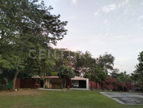 Se Renta Quinta Con Terraza En Km 1 Camino La Capacha, Colima