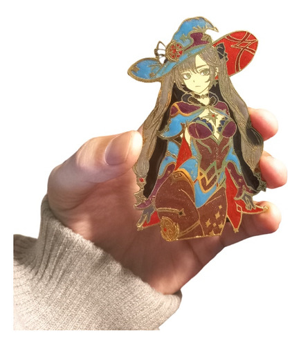 Broche Pin Prendedor Genshin Impact Mona Deluxe Anime Manga
