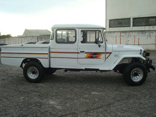 Toyota Bandeirante 3.7 Cab. Dupla 2p