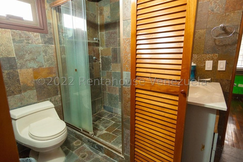 Colinas De Los Ruices !! Espectacular Quinta 802 M2 Terreno, 650 M2 Const., 4 Hab, 2 Estudios, 6 Baños, 4 Pe, Bar, Parrilera, Planta Eléctrica, Hermosas Áreas Verdes Y Sociales. Una Verdadera Joya !!