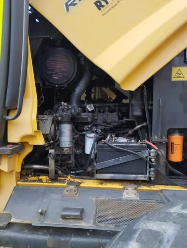 Motoniveladora Newholland 170b